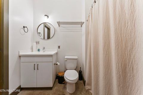 Tiny photo for 222 N Central St #B6, Knoxville, TN 37917 (MLS # 1332439)