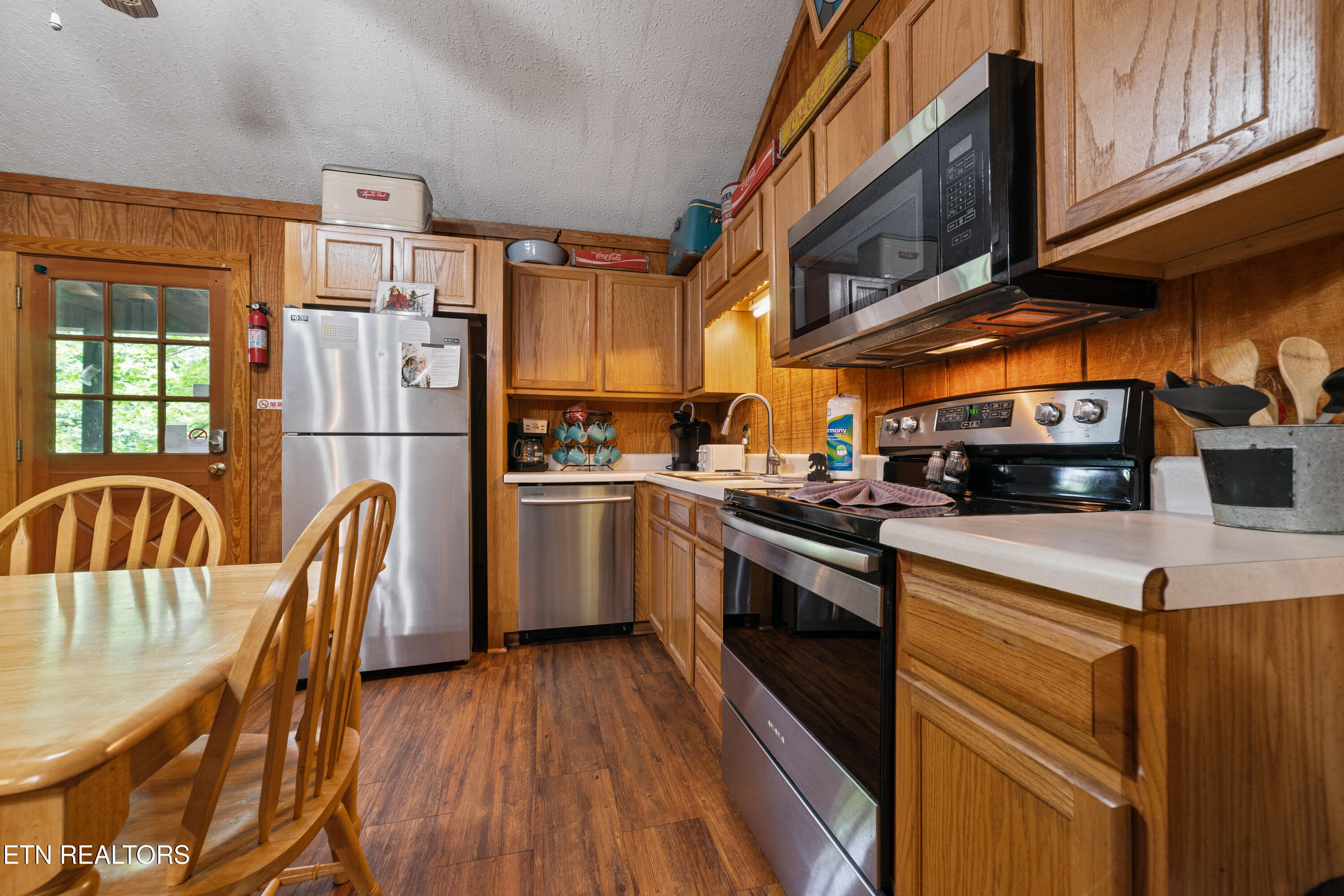 719 Kings Hills Blvd