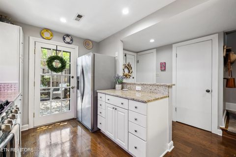 Tiny photo for 3636 Taliluna Ave #406, Knoxville, TN 37919 (MLS # 1308636)