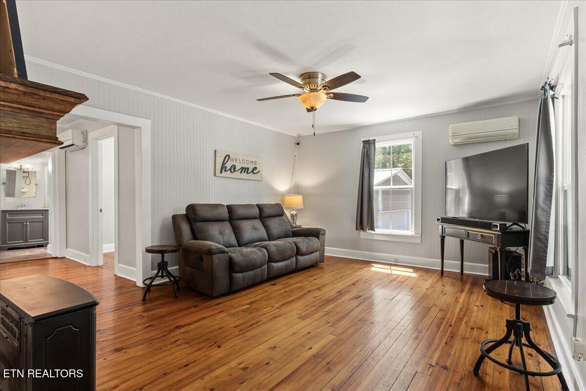 795 Athens Pike