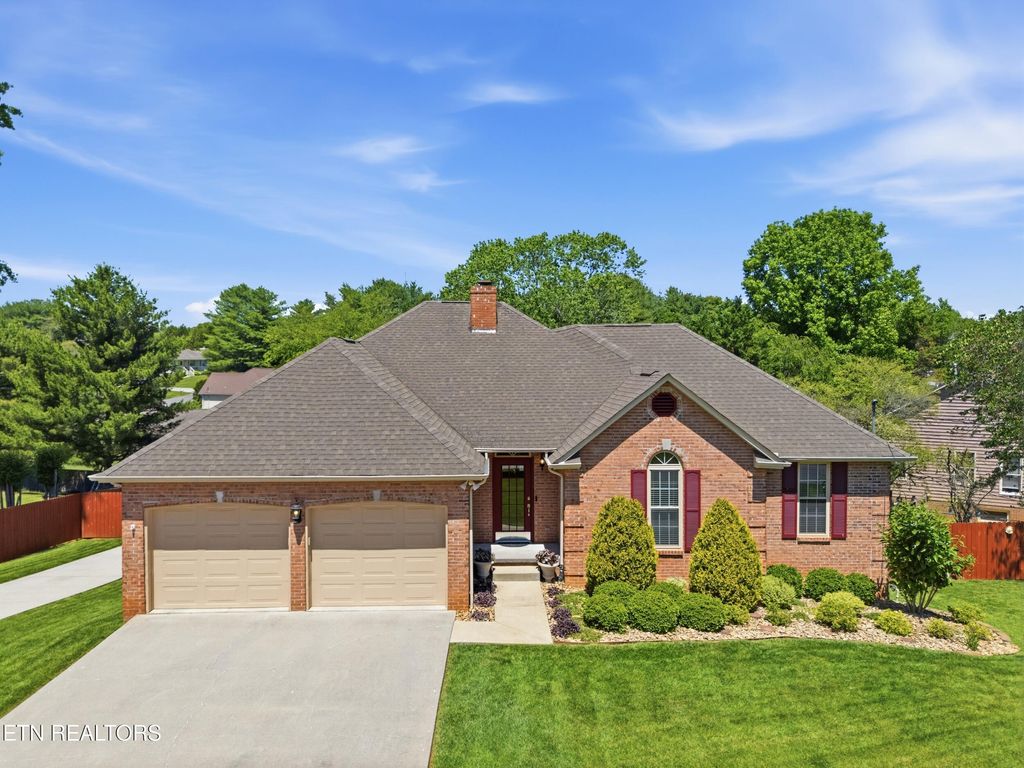 Photo of 315 Silo Drive, Lenoir City, TN 37772 (MLS # 1340659)