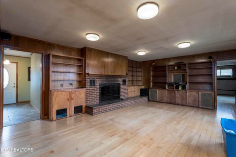 Tiny photo for 197 Sadler Lane, Harriman, TN 37748 (MLS # 1323661)