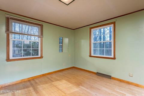 Tiny photo for 197 Sadler Lane, Harriman, TN 37748 (MLS # 1323661)