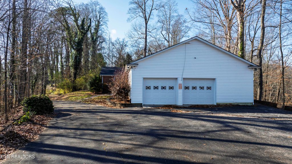 Photo of 197 Sadler Lane, Harriman, TN 37748 (MLS # 1323661)