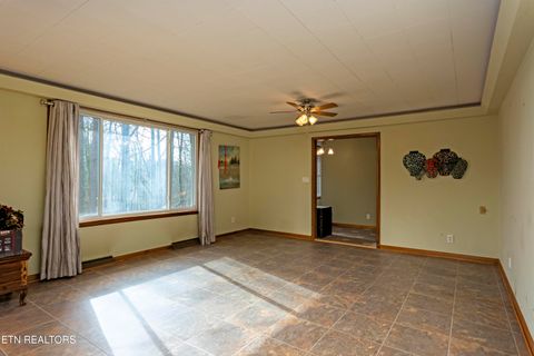 Tiny photo for 197 Sadler Lane, Harriman, TN 37748 (MLS # 1323661)