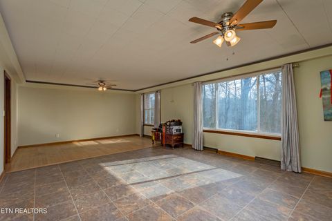 Tiny photo for 197 Sadler Lane, Harriman, TN 37748 (MLS # 1323661)