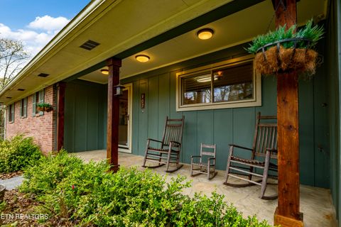 Tiny photo for 907 W 6th Ave, Lenoir City, TN 37771 (MLS # 1335499)
