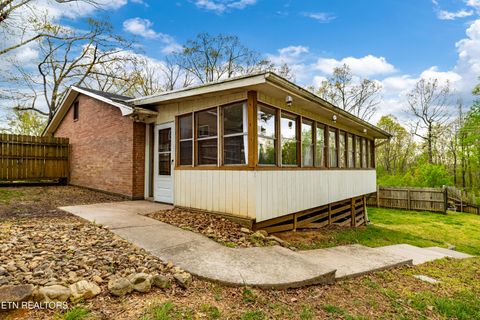 Tiny photo for 907 W 6th Ave, Lenoir City, TN 37771 (MLS # 1335499)