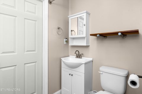 Tiny photo for 907 W 6th Ave, Lenoir City, TN 37771 (MLS # 1335499)