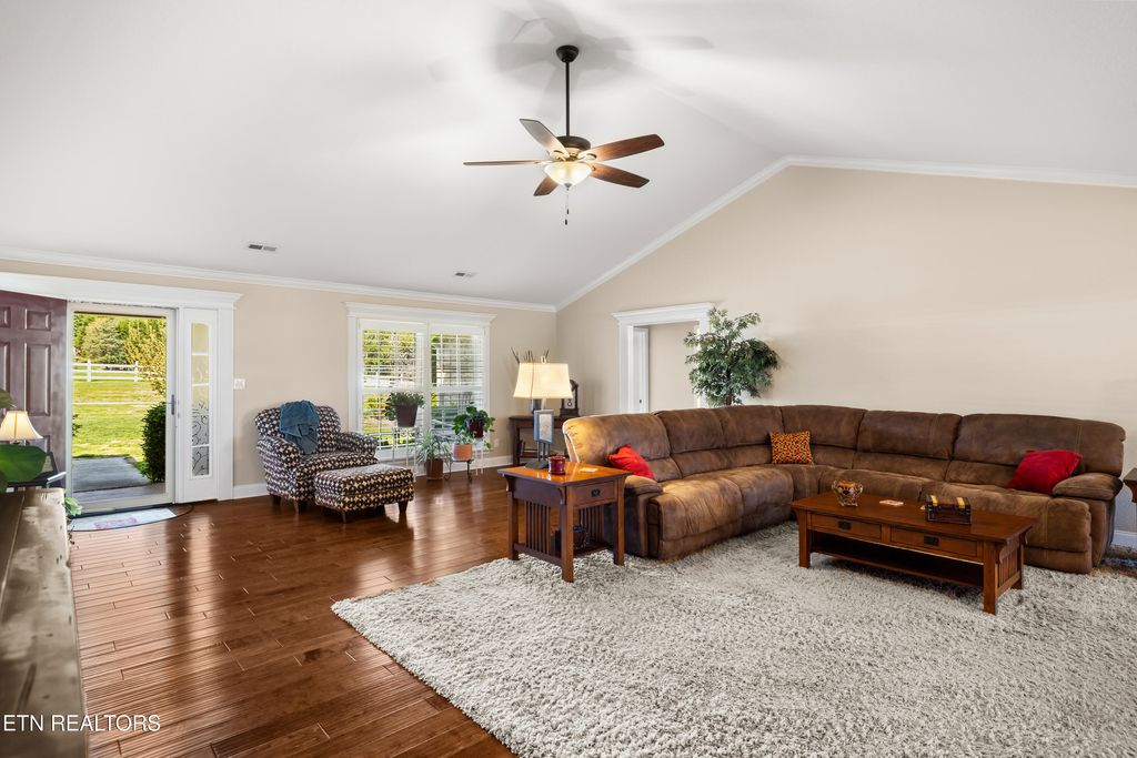 Photo of 2632 Carpenters Grade Rd, Maryville, TN 37803 (MLS # 1333645)