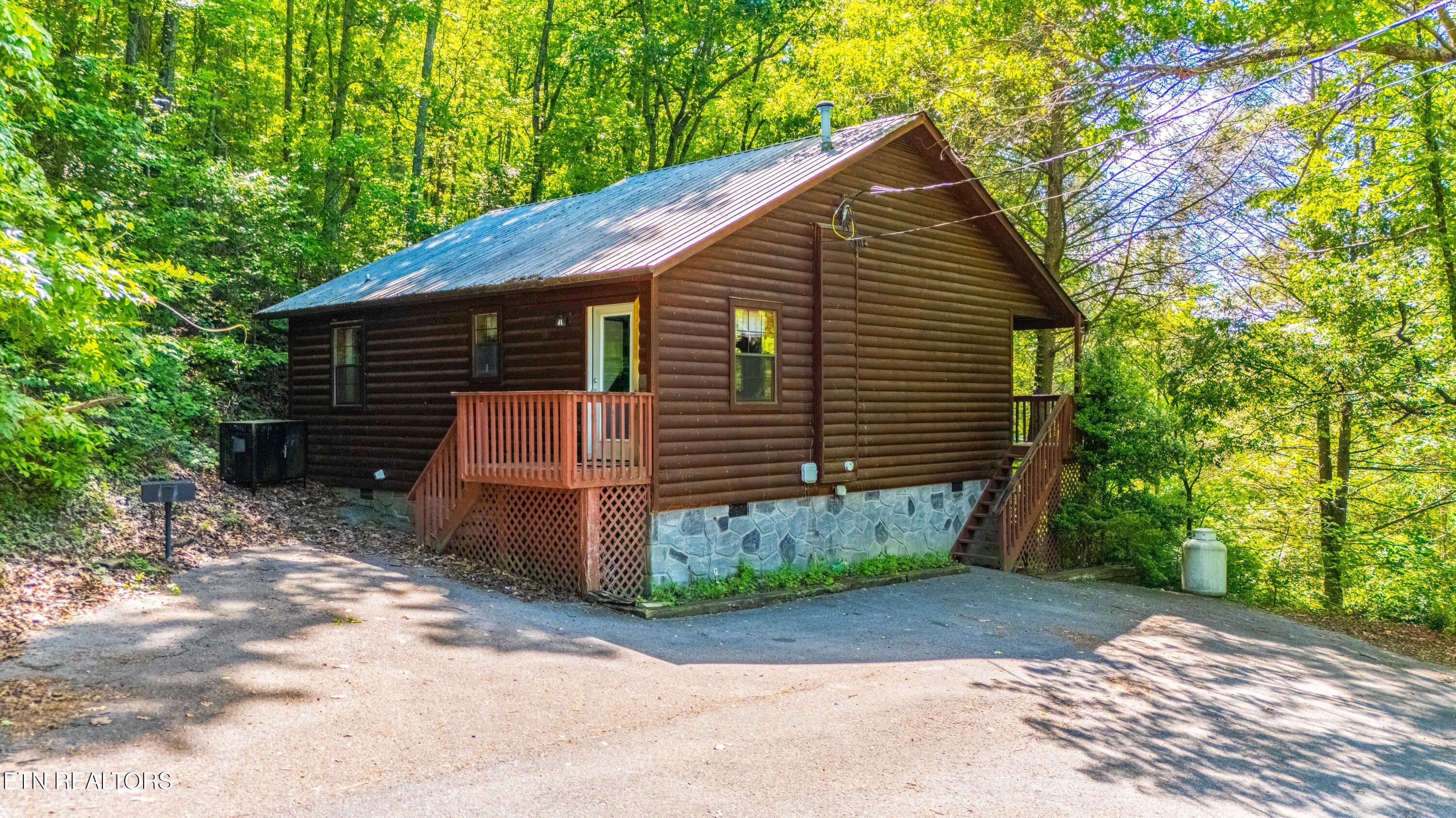 3272 Lost Branch Rd