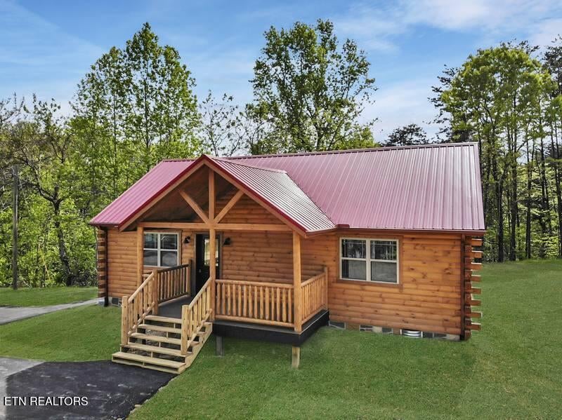 Photo of 1140 Pinyon Circle, Pigeon Forge, TN 37863 (MLS # 1358592)