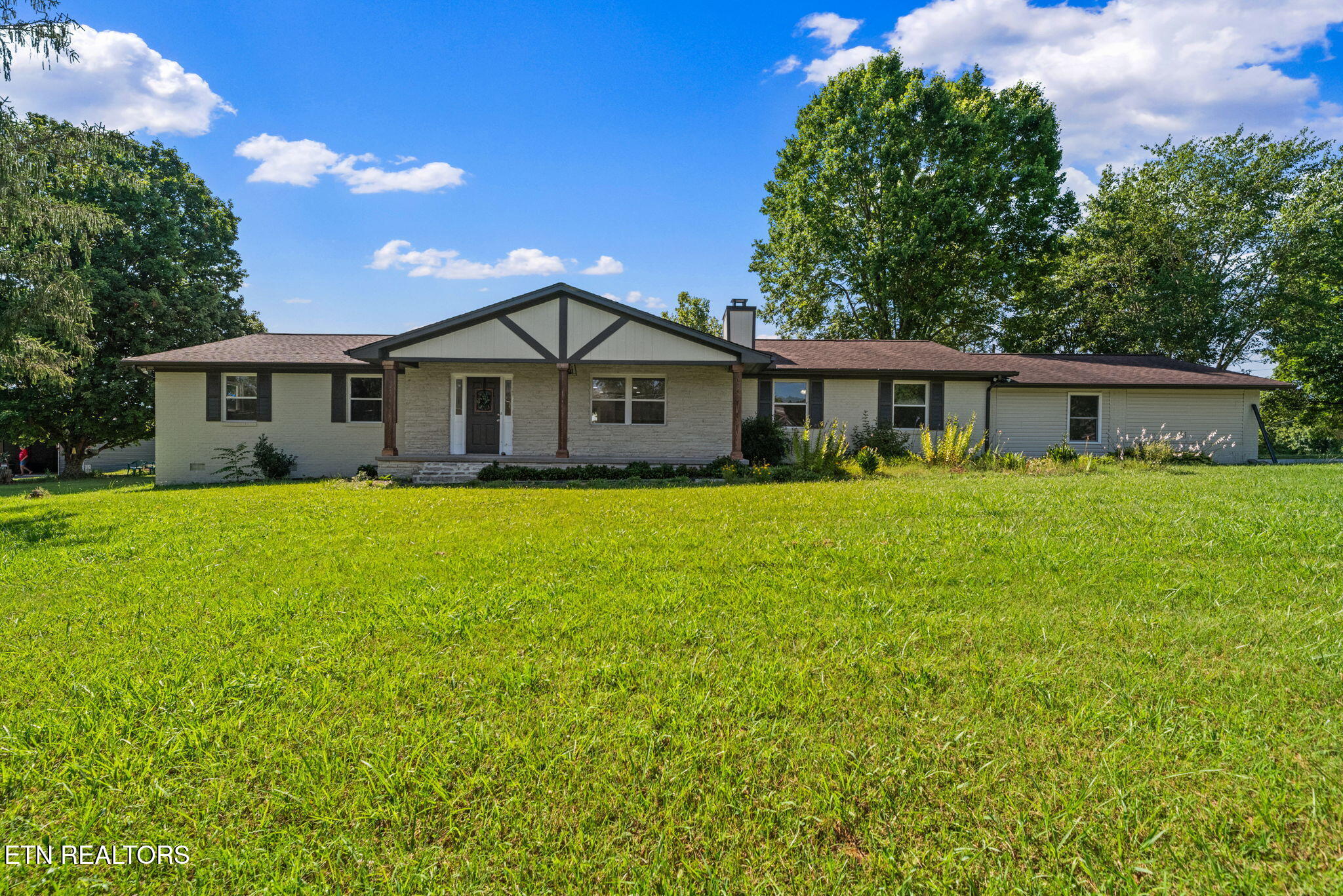 1299 Tazewell Pike