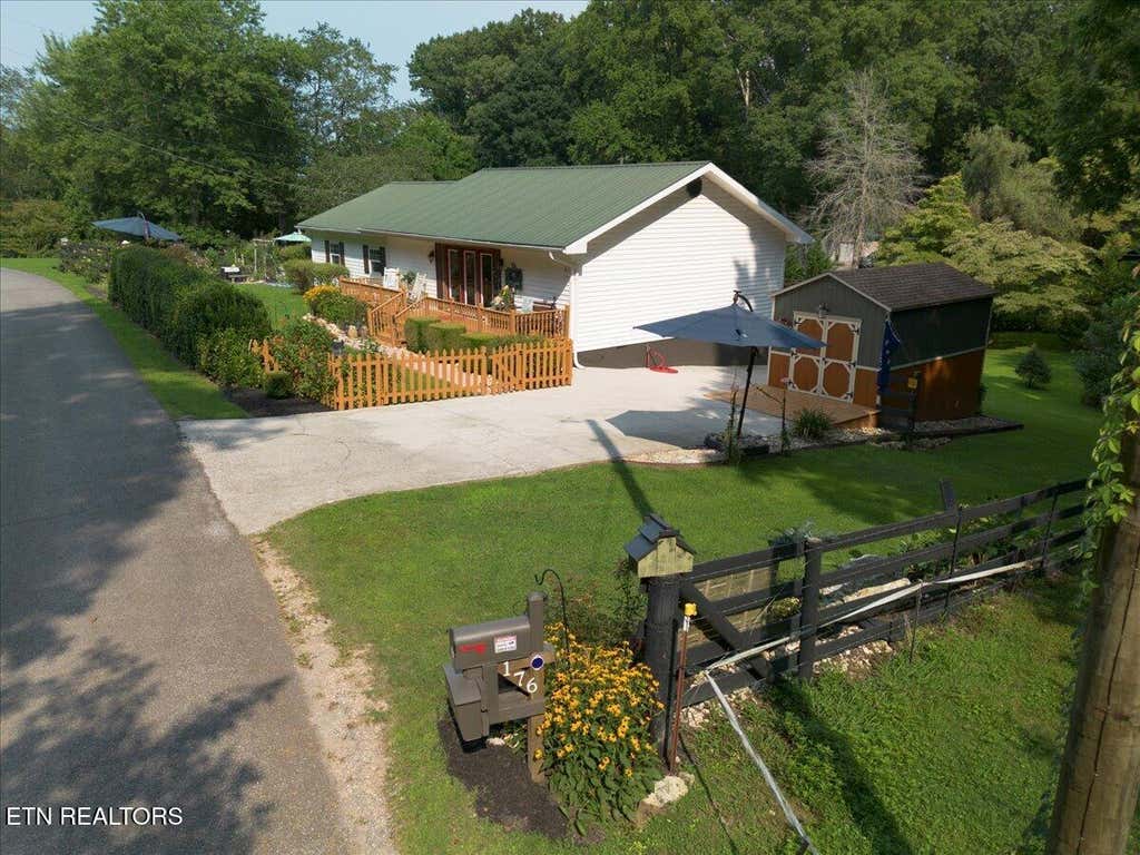 Photo of 176 Bostie Maire Lane, Clinton, TN 37716 (MLS # 1349818)
