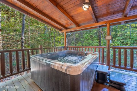 Tiny photo for 3044 Brothers Way, Sevierville, TN 37862 (MLS # 1319237)