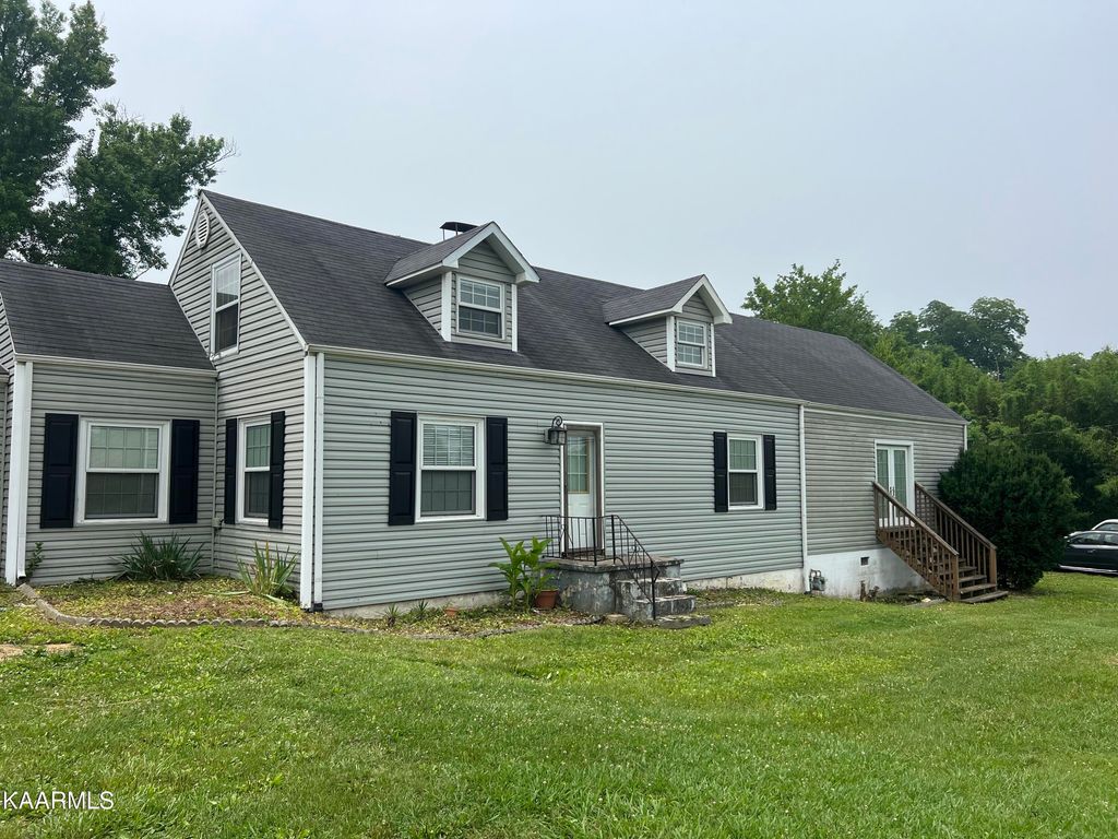 Photo of 957 W Hunt Rd, Alcoa, TN 37701 (MLS # 1233342)