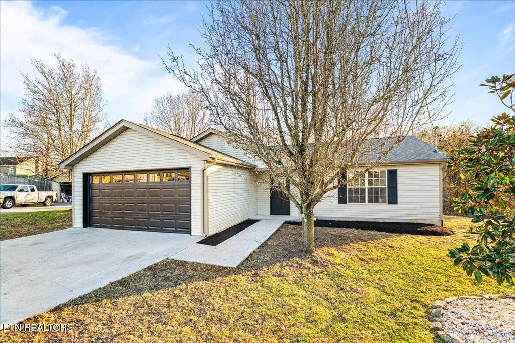 Photo of 6230 Hugh Willis Rd, Powell, TN 37849 (MLS # 1325695)