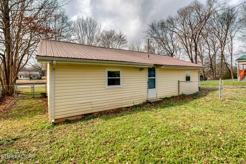 Tiny photo for 1618 Hogan St, Athens, TN 37303 (MLS # 1330148)