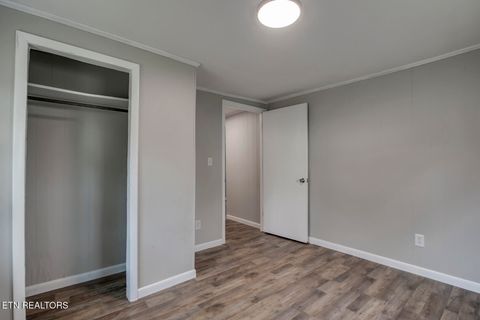 Tiny photo for 1618 Hogan St, Athens, TN 37303 (MLS # 1330148)