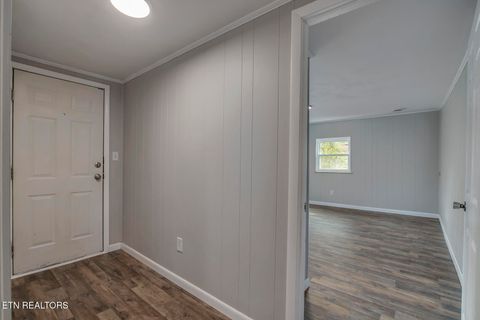 Tiny photo for 1618 Hogan St, Athens, TN 37303 (MLS # 1330148)