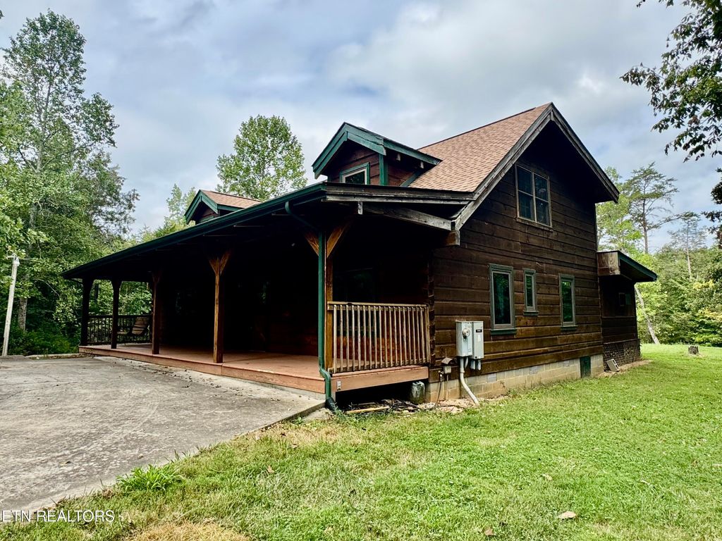Photo of 164 Eagle Ridge Rd, Kingston, TN 37763 (MLS # 1313571)