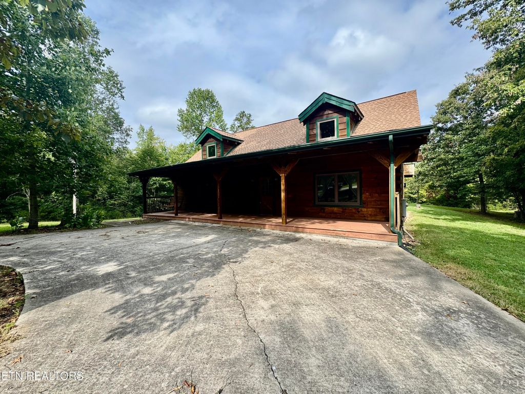 Photo of 164 Eagle Ridge Rd, Kingston, TN 37763 (MLS # 1313571)