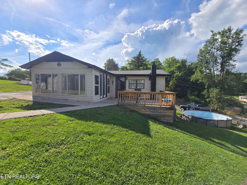 Photo of 196 Cedar Lane, New Tazewell, TN 37825 (MLS # 1342352)