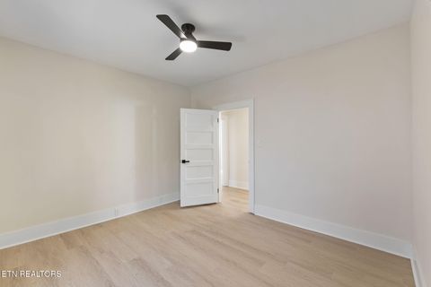 Tiny photo for 2535 Belmont Heights Ave, Knoxville, TN 37921 (MLS # 1318855)
