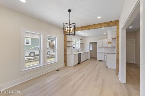 Tiny photo for 2535 Belmont Heights Ave, Knoxville, TN 37921 (MLS # 1318855)