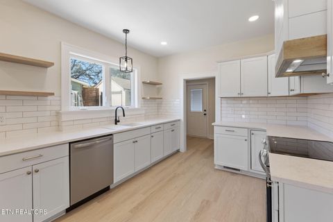 Tiny photo for 2535 Belmont Heights Ave, Knoxville, TN 37921 (MLS # 1318855)