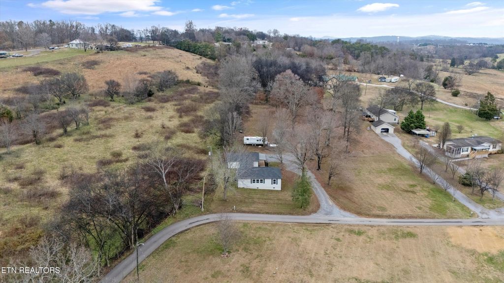 Photo of 1625 Parton Circle, Seymour, TN 37865 (MLS # 1285340)
