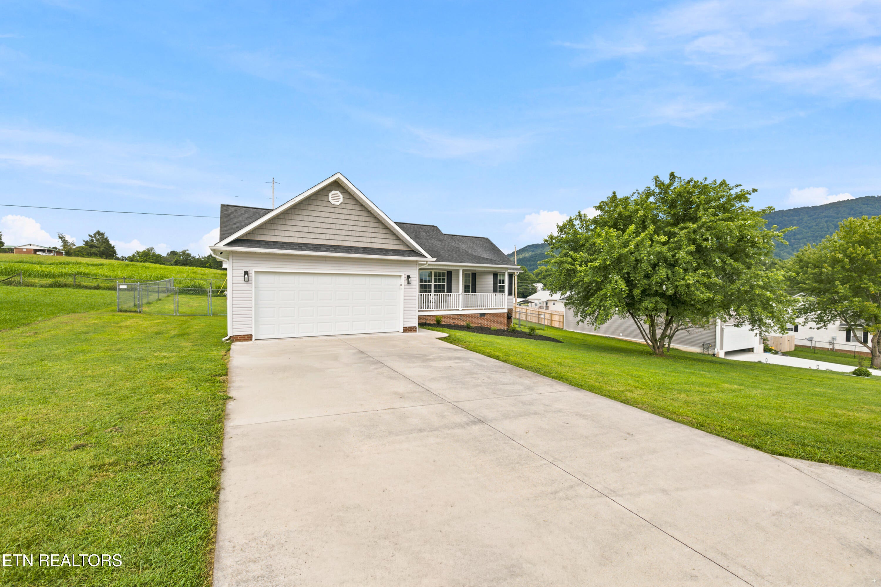 126 West Drive