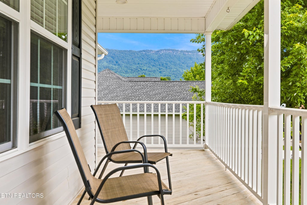 Photo of 126 West Drive, LaFollette, TN 37766 (MLS # 1351886)