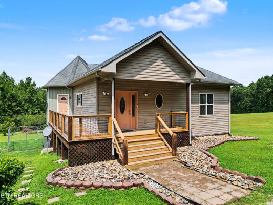 319 OAKMONT DR, ONEIDA, TN 37841 - Image 67b2feb74eac4fea95d2b1f95efcc6dc/1473329304