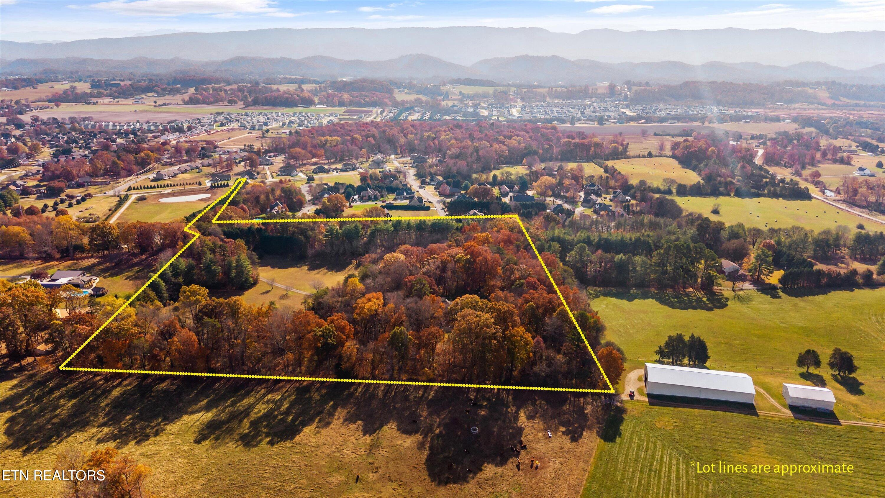 2621 Carpenters Grade Rd