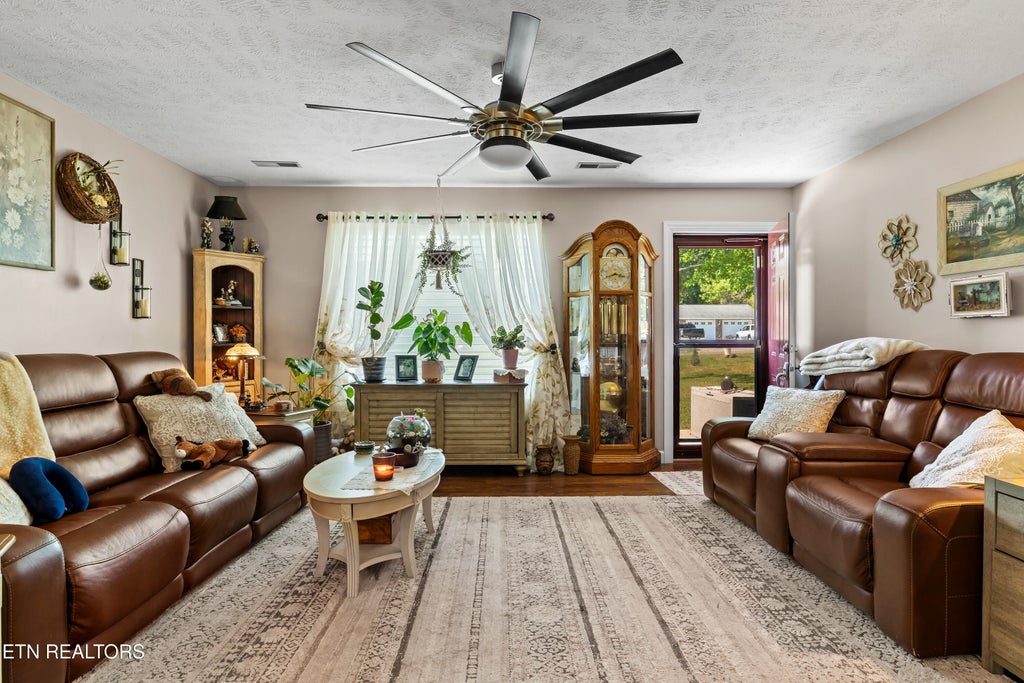 Photo of 656 Dwight Lane, Sevierville, TN 37876 (MLS # 1353947)