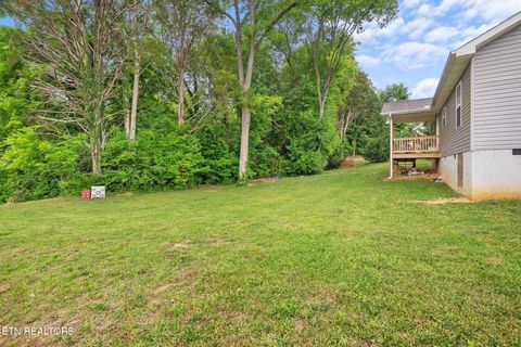 Tiny photo for 320 W Walnut St, Madisonville, TN 37354 (MLS # 1340554)