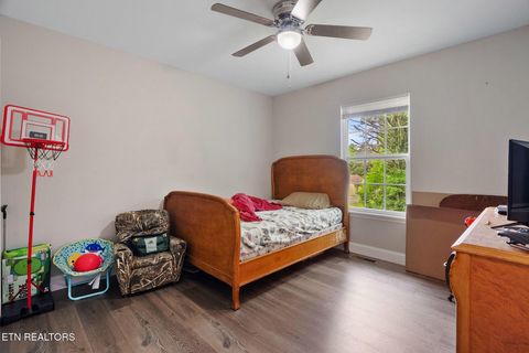 Tiny photo for 320 W Walnut St, Madisonville, TN 37354 (MLS # 1340554)