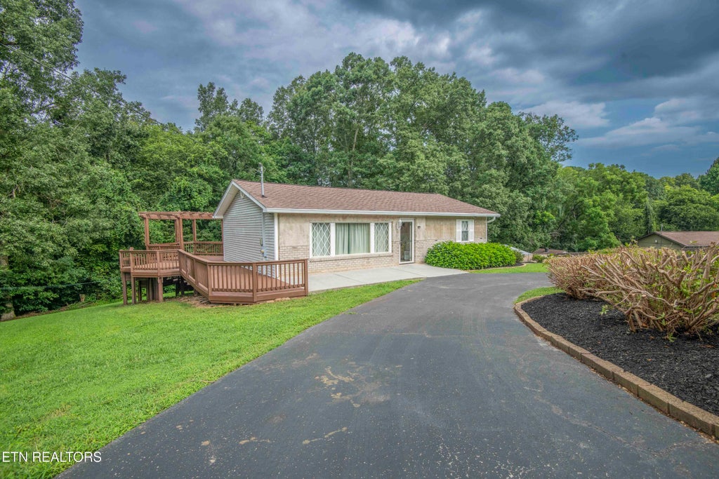 Photo of 4335 Bird Rd, Lenoir City, TN 37771 (MLS # 1350134)
