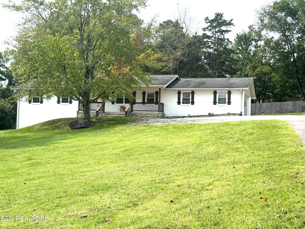 Photo of 719 Mcfee Rd, Knoxville, TN 37934 (MLS # 1313028)