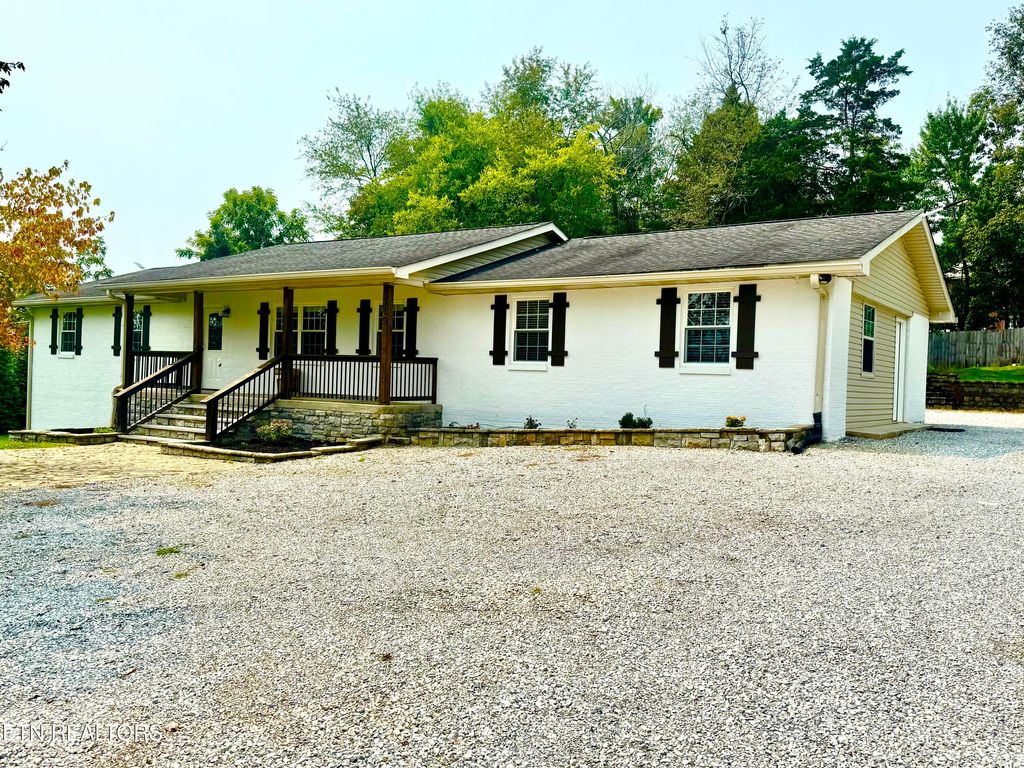 Photo of 719 Mcfee Rd, Knoxville, TN 37934 (MLS # 1313028)