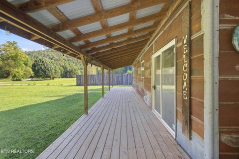 Tiny photo for 8734 Stoney Fork Rd, Huntsville, TN 37756 (MLS # 1357682)
