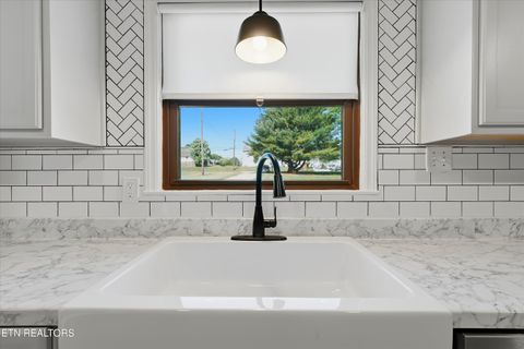 Tiny photo for 5321 Roberts Rd, Corryton, TN 37721 (MLS # 1339665)