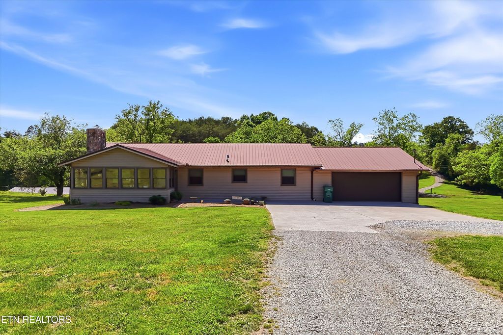 Photo of 5321 Roberts Rd, Corryton, TN 37721 (MLS # 1339665)