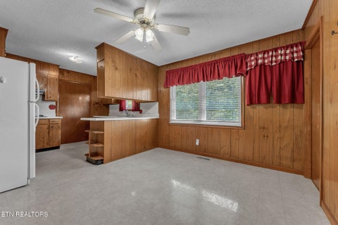 Tiny photo for 228 Crestwood Circle, Decatur, TN 37322 (MLS # 1355799)