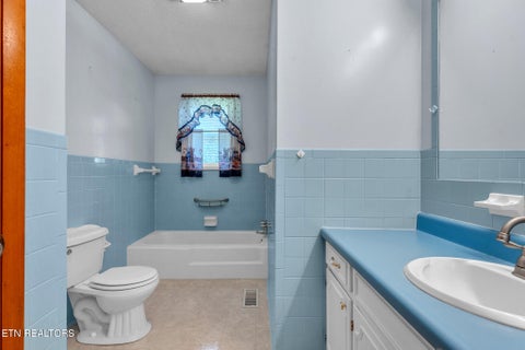 Tiny photo for 228 Crestwood Circle, Decatur, TN 37322 (MLS # 1355799)