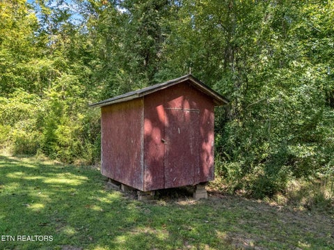 Tiny photo for 228 Crestwood Circle, Decatur, TN 37322 (MLS # 1355799)