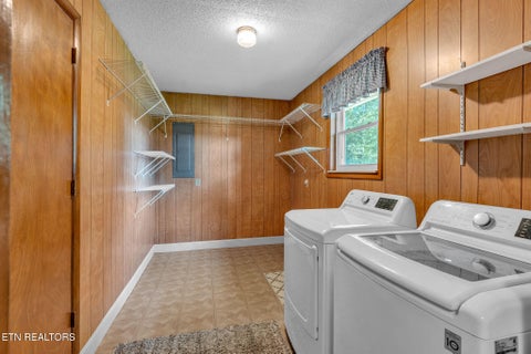 Tiny photo for 228 Crestwood Circle, Decatur, TN 37322 (MLS # 1355799)