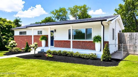 Photo of 5501 Kenbrook Lane, Knoxville, TN 37921 (MLS # 1347826)