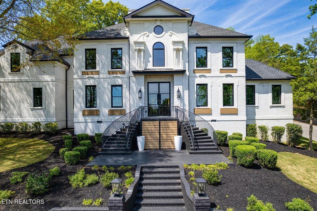 Photo of 1103 Centennial Drive, Chattanooga, TN 37405 (MLS # 1337631)